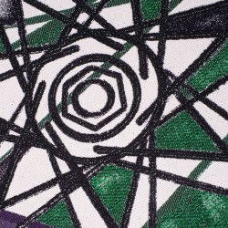 szprychy, barwny kilim żakardowy, fiolet, zieleń, czerń i biel - zbliżenie